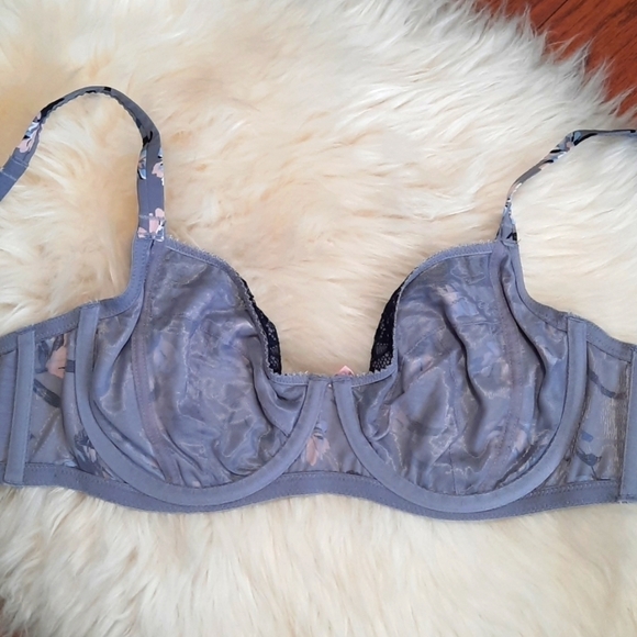 Dorina Gray Unlined Floral Bra - Picture 5 of 5